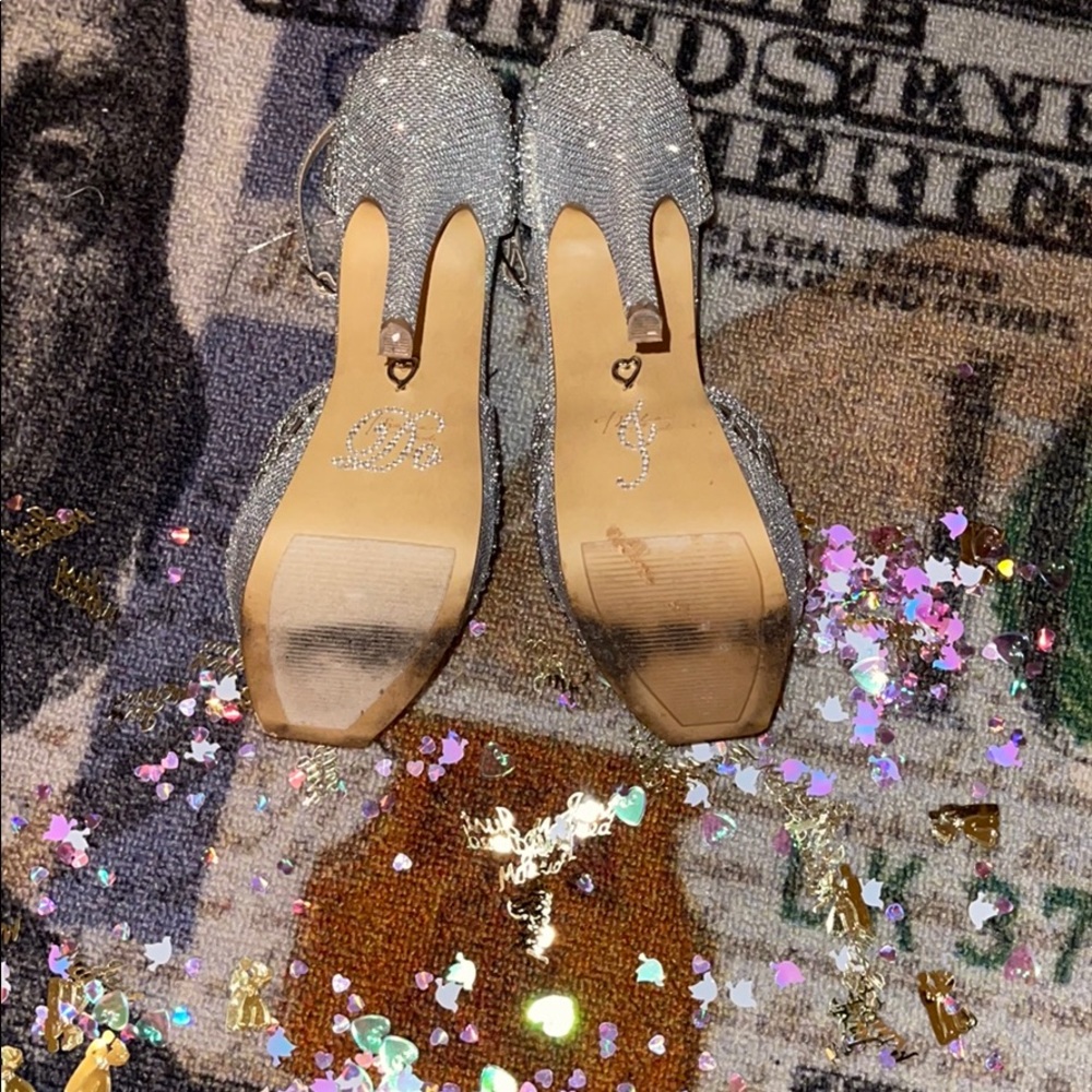 Silver glitter heels - Picture 4 of 4